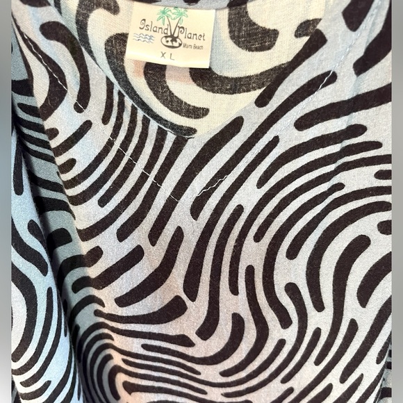 Island Planet Maxi Sundress - Picture 5 of 6